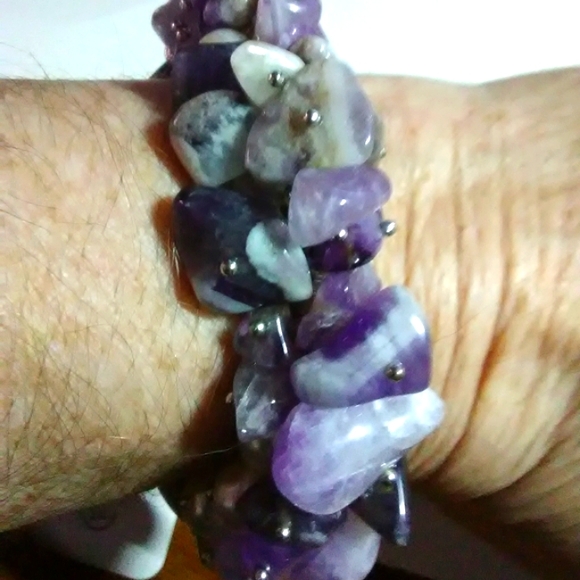 Amethyst and Wood Freshwater Pearl Bracelets - Picture 3 of 5